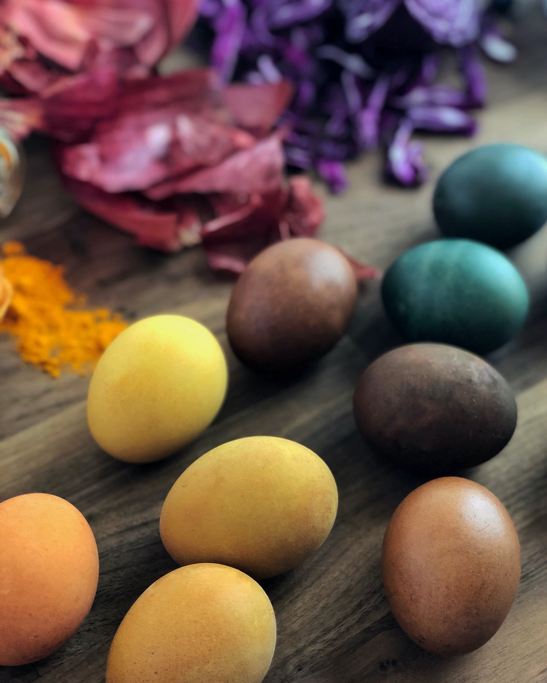 dye-eggs-naturally-ig-colors-1