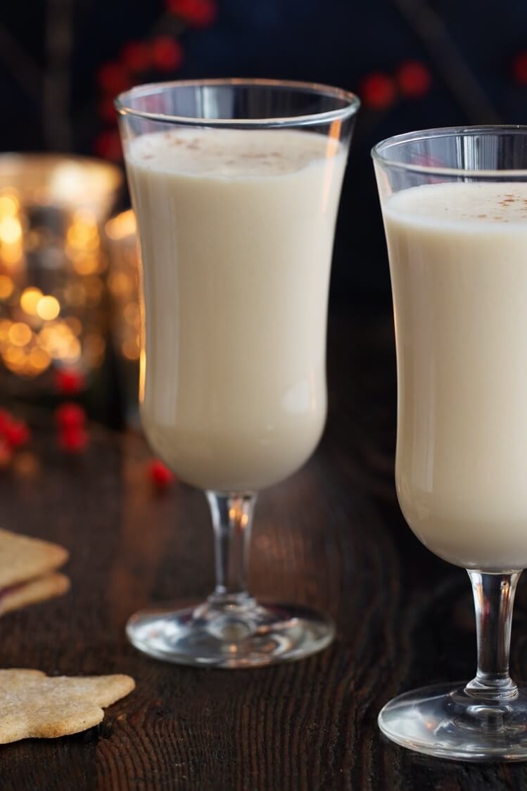 This old fashioned eggnog is made with slow-simmered organic eggs, sugar, heavy cream, rum, cognac, bourbon, and fresh nutmeg. | peteandgerrys.com 